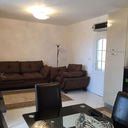 Villa Diana Utjeha Dış mekan fotoğraf